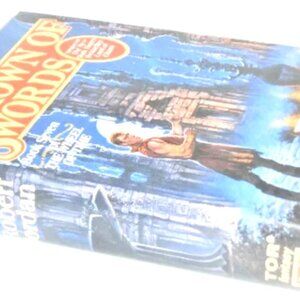 BK35BSM - 1996 CROWN of SWORDS Robert Jordan Wheel of Time Book 7 HC/DJ
